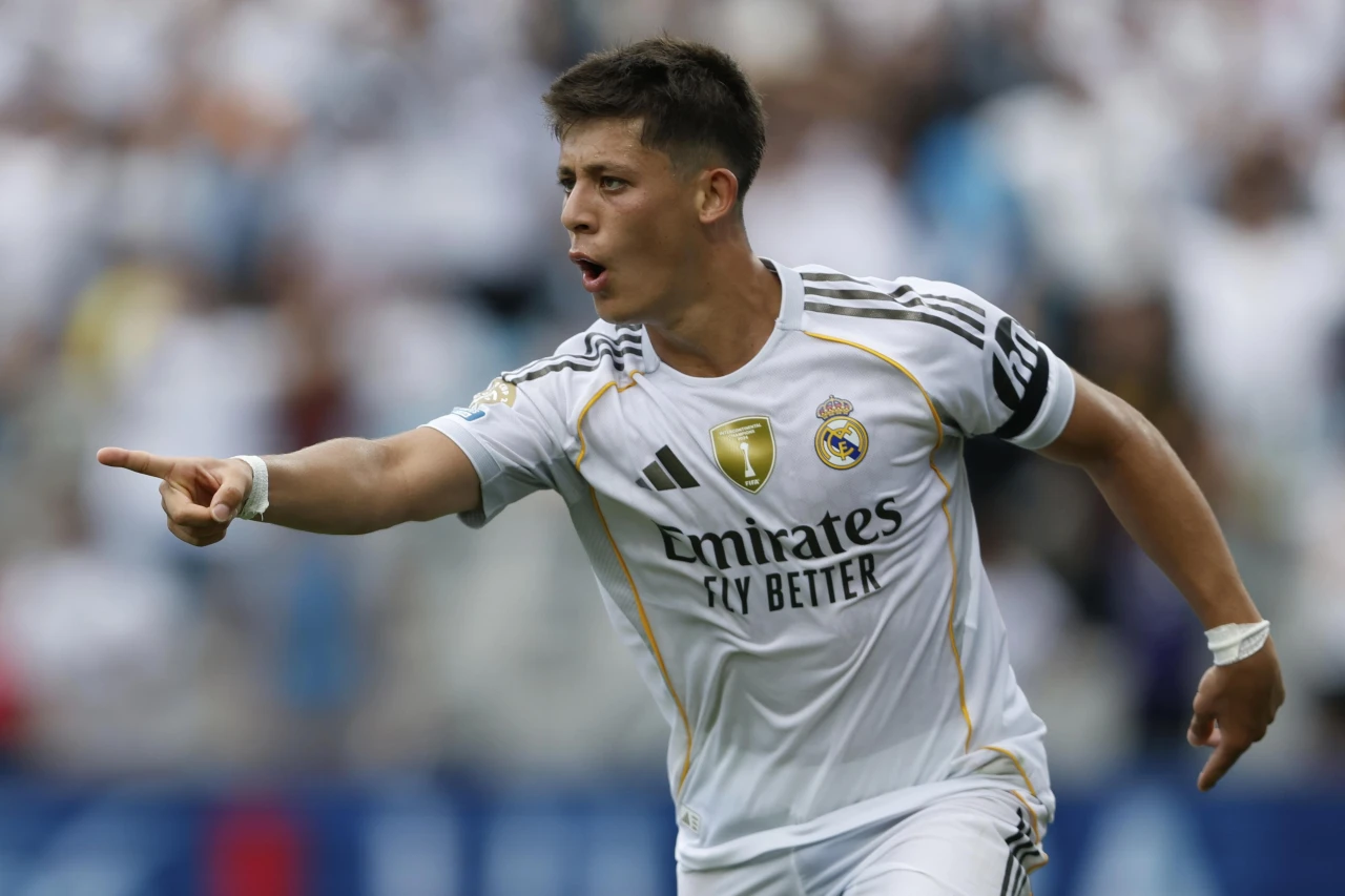Real Madrid Efsanesi Marcelo'dan Şaşırtıcı İtiraflar: Mbappé, Güler ve Bellingham'la Oynamak İstiyor!