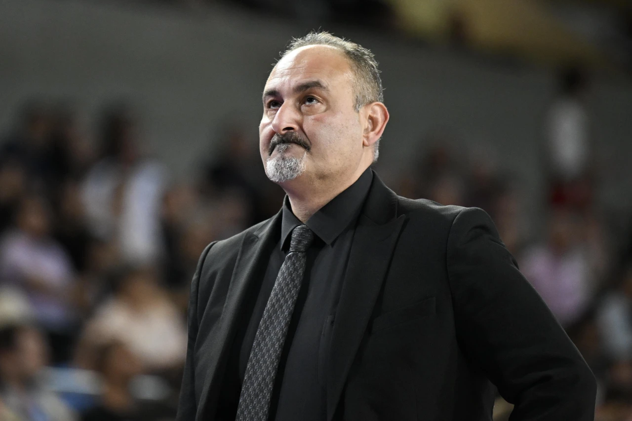 Trabzonspor Basketbol Takımı, Selçuk Ernak'ı başantrenör olarak göreve getirdi.