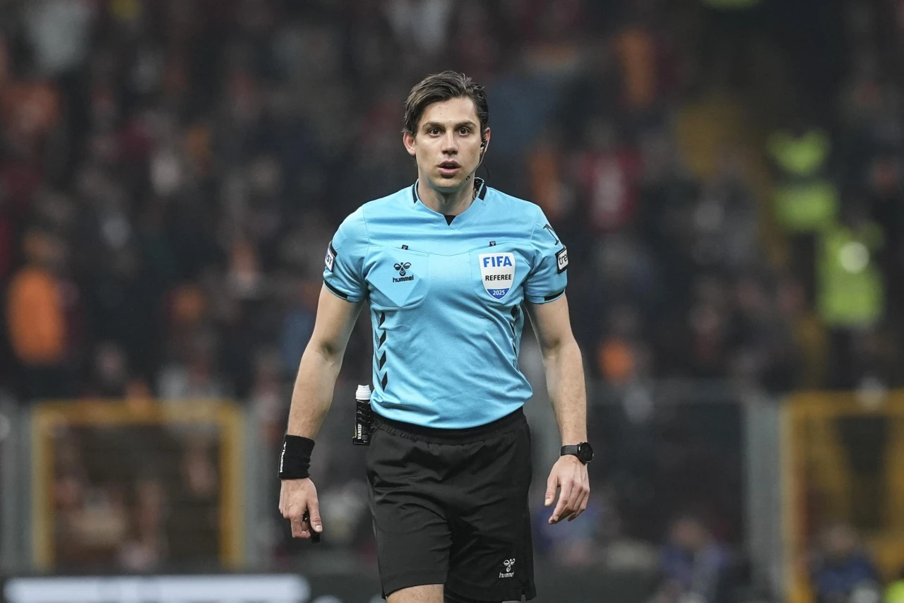 UEFA'dan hakem Mehmet Türkmen'e görev