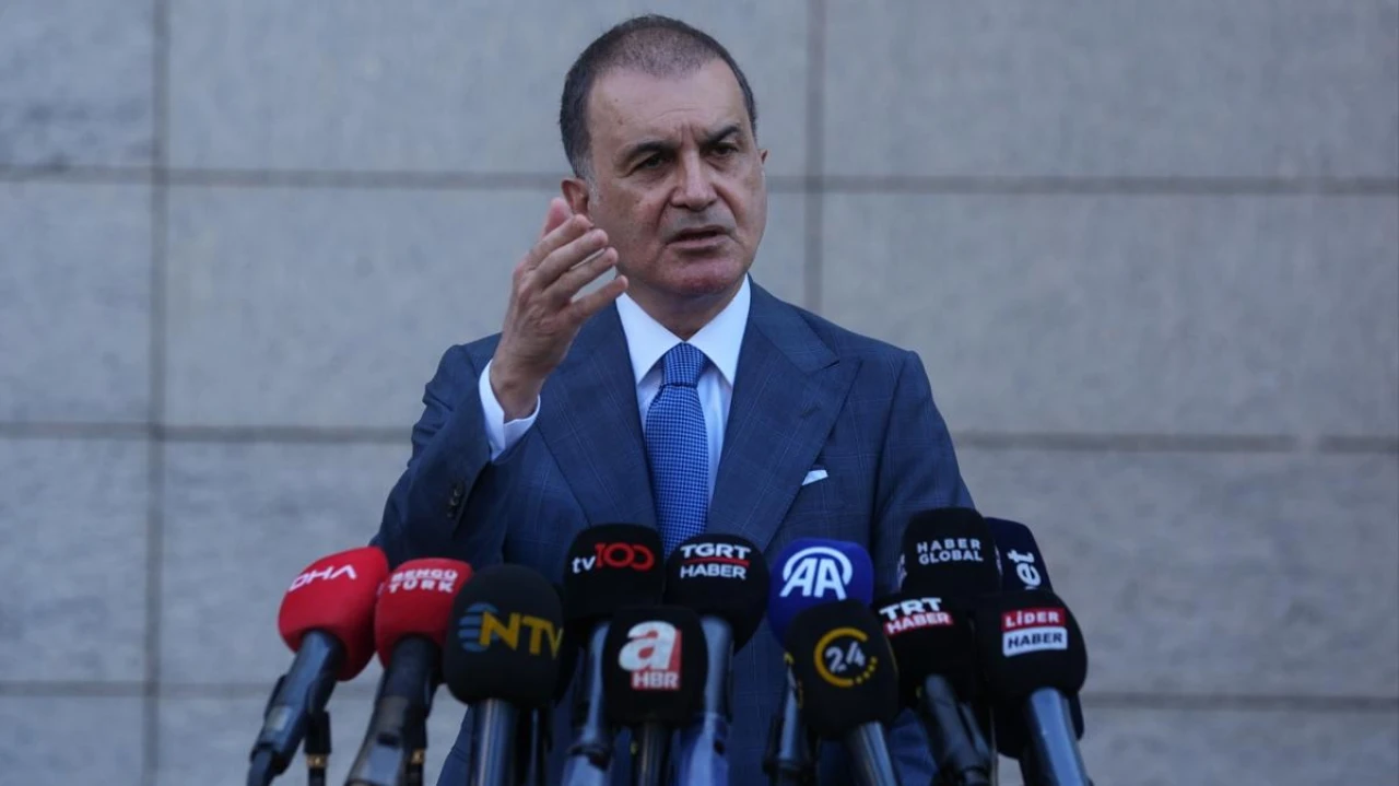AK Parti Sözcüsü Ömer Çelik, CHP Grup Başkanvekili Özgür Özel'in açıklamalarına tepki gösterdi