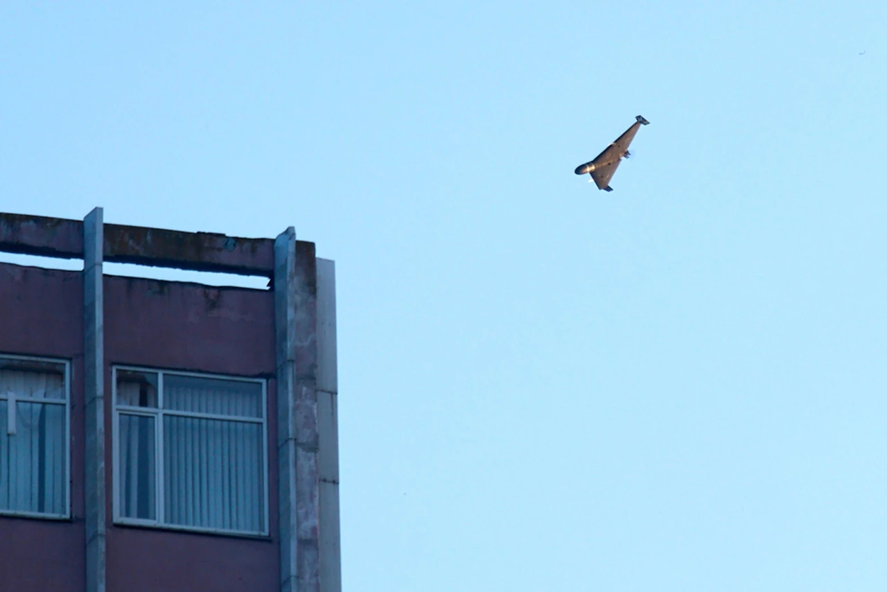 Ukrayna İHA'ları Rusya'ya saldırdı, Rostov'da yangın çıktı: 162 İHA imha edildi.