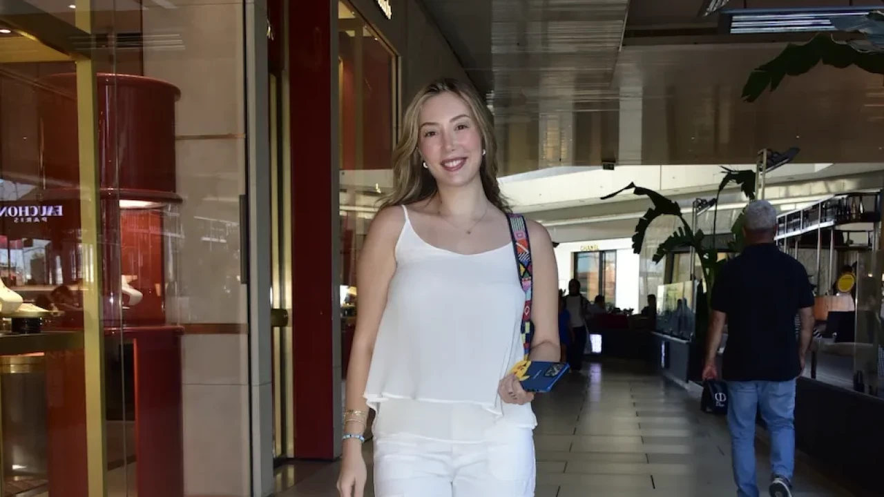 Yasmin Erbil alışveriş turunda parladı: “Oyunculuk olabilir” dedi