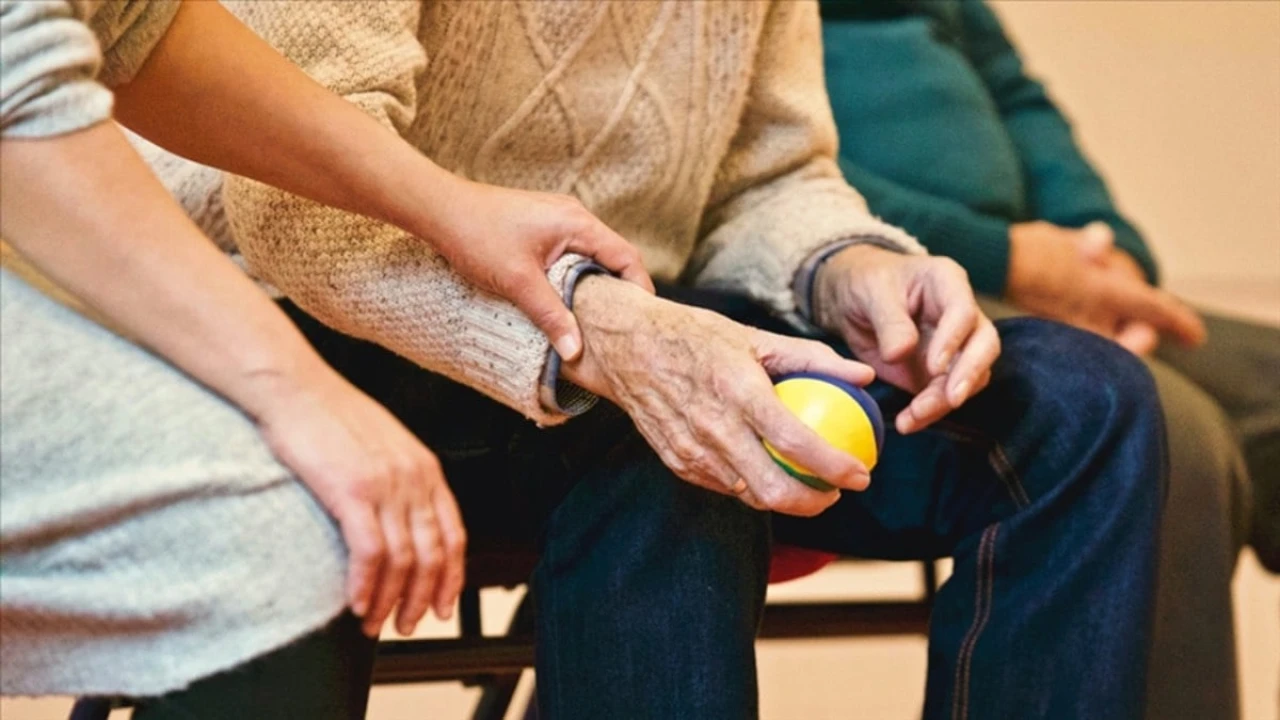 Alzheimer hastalığında yaş ve uyku bozuklukları önemli risk faktörleri arasında