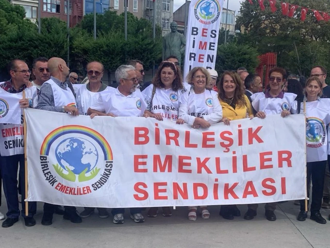 Emekliler Kartal'da seslerini duyurdu: Rakamlar konuştu