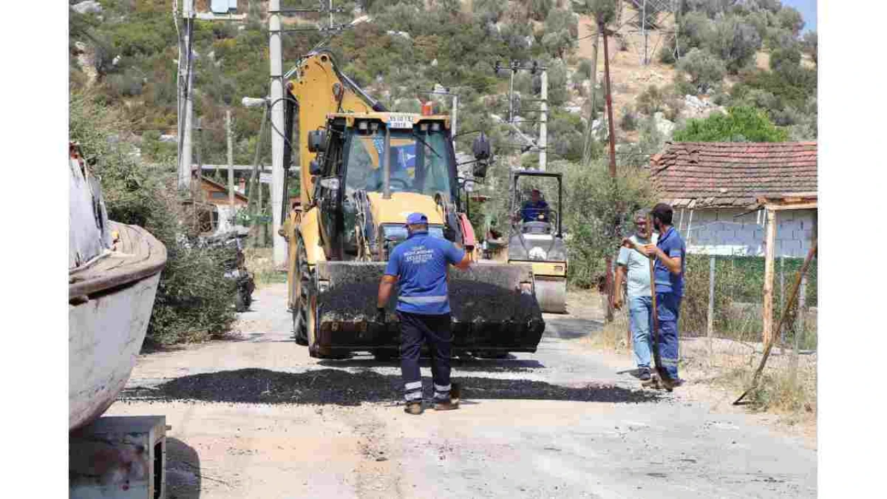 İZBETON, Yeni Asfalt Yol Çalışmalarında Hız Kesmiyor!