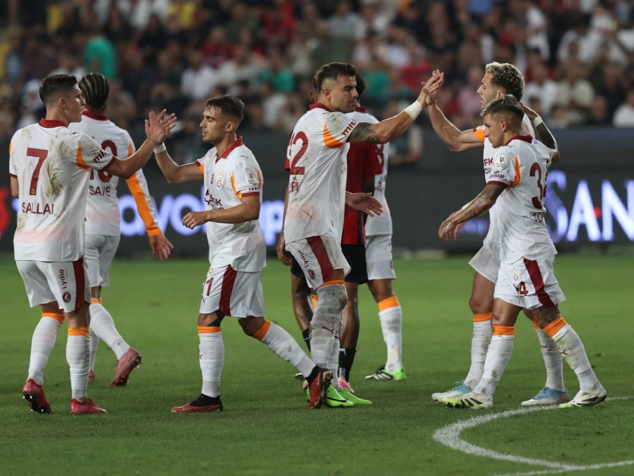 Okan Buruk'tan gözdağı! Konya maçında sürpriz 11 hamlesi