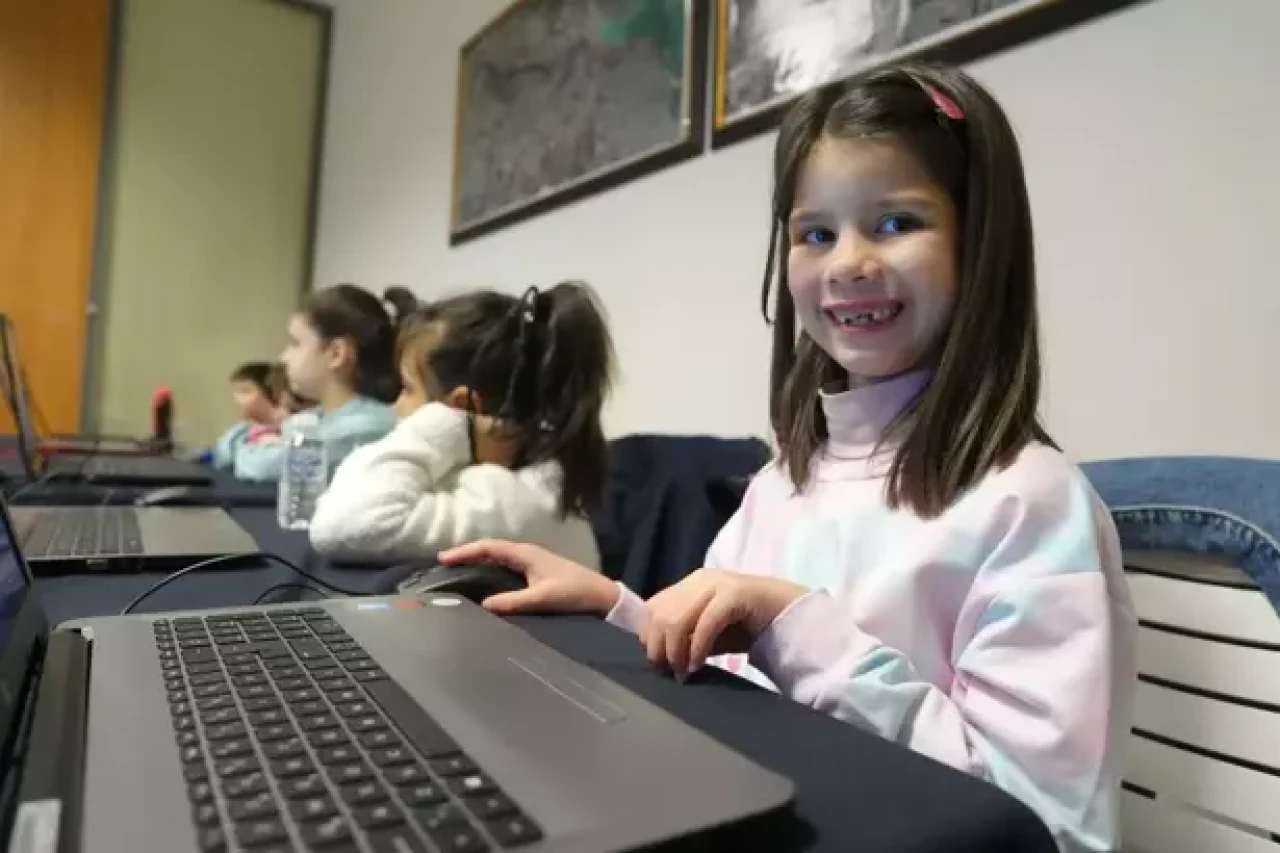 Çukurova Belediyesi, Gençleri Geleceğe Hazırlıyor: Tech Çukurova Yarıyıl Tatil Programı