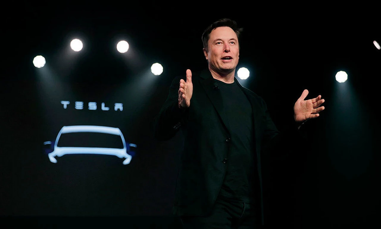 Elon Musk tepkisi çığ gibi büyüdü! Fabrika önünde protesto