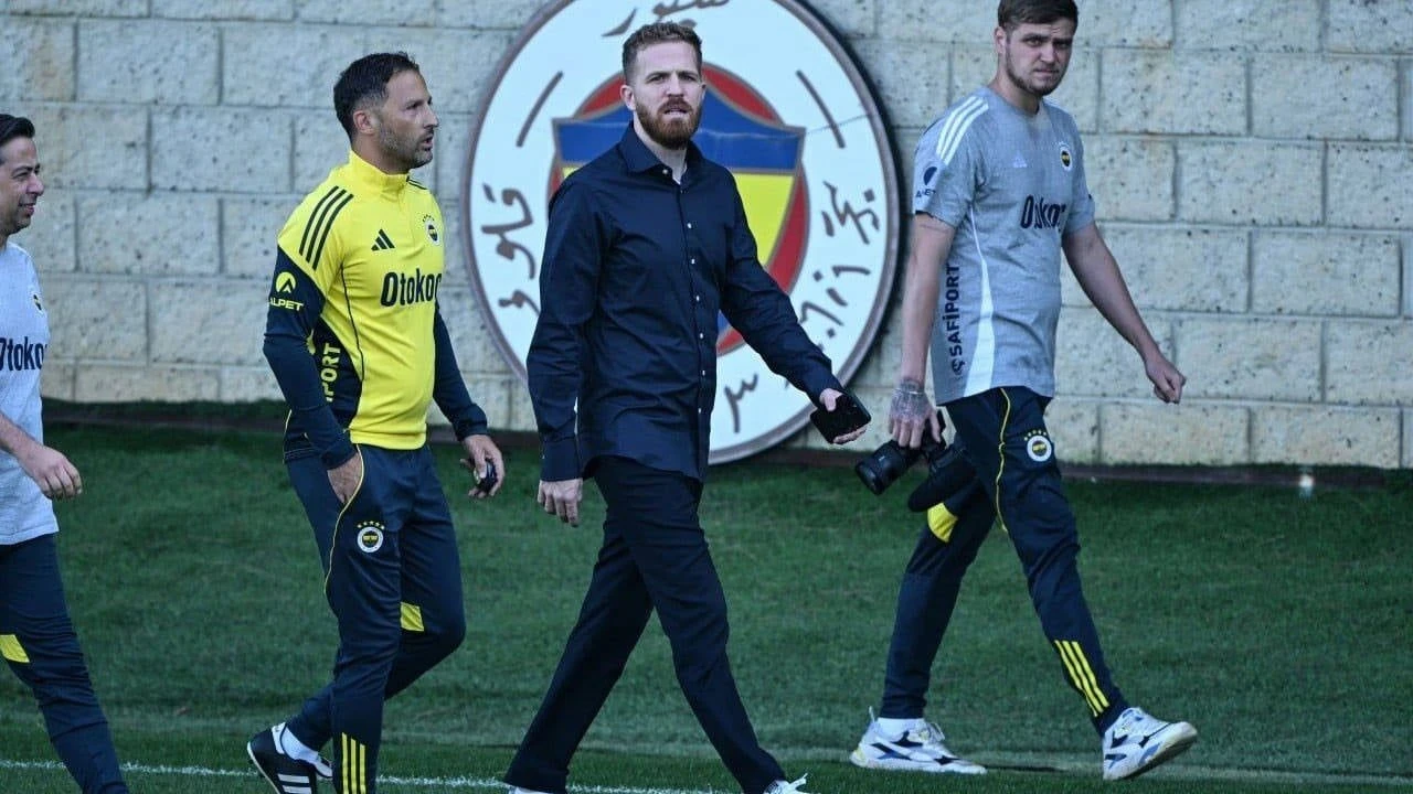 Fenerbahçe'de Yönetimden Tedesco ve Özek'e Güven Kararı!