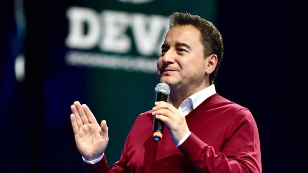 Ali Babacan: "AK Parti'ye Dönüş ve İş Birliği Ayrı Konular" - DEVA Partisi Lideri açıkladı.