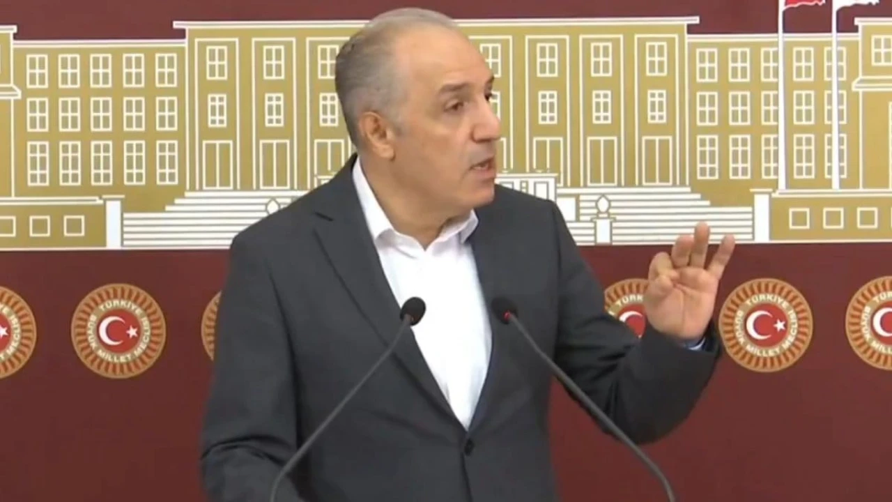Bağımsız Milletvekili Mustafa Yeneroğlu, Hüseyin Kocabıyık'ın tutuklanmasına tepki gösterdi: "İfade Özgürlüğüne Müdahale!"