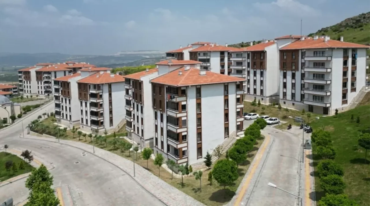 TOKİ 500 bin sosyal konut ödeme planı ve başvuru nasıl, ne zaman olacak? İşte daire fiyatları