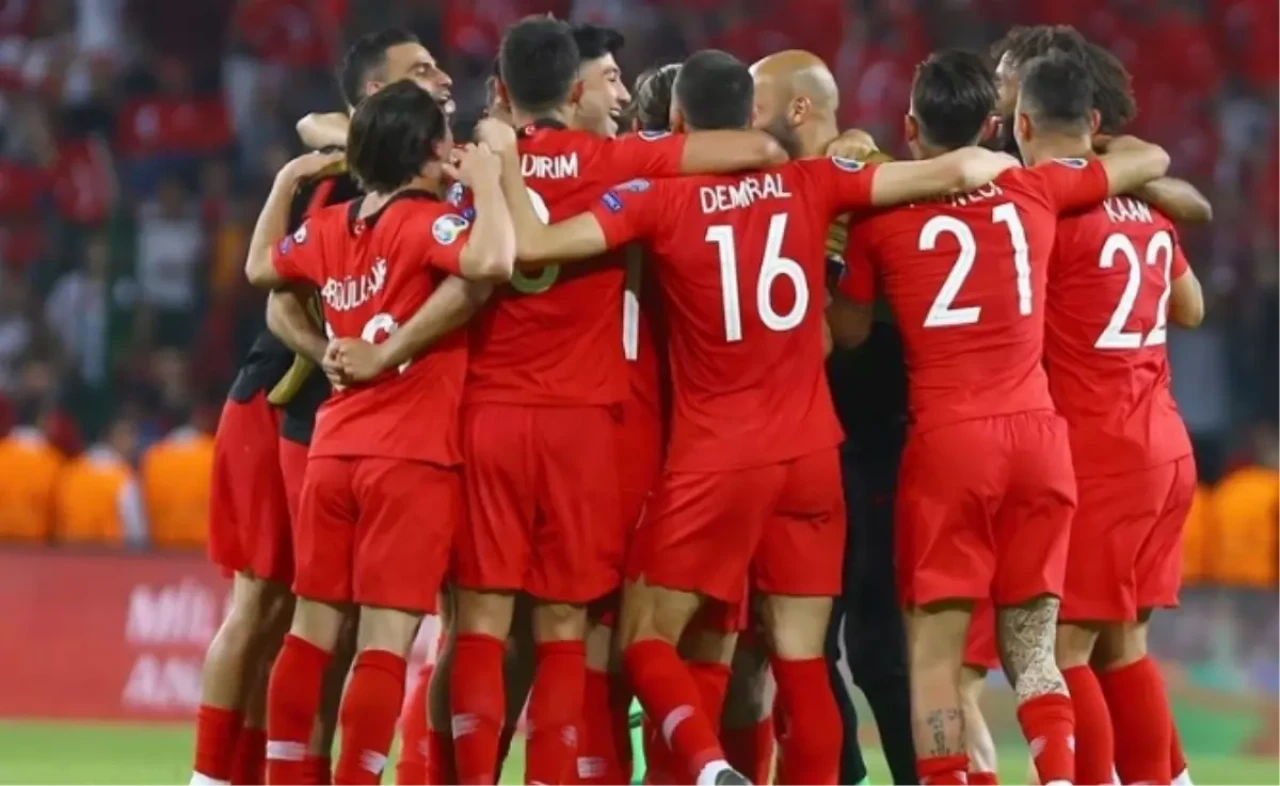 "2026 Dünya Kupası Elemelerinde Türkiye ve Bulgaristan Karşı Karşıya! Canlı Yayın Detayları"