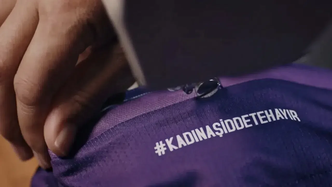 Samsunspor'un "Mor Forma Projesi" uluslararası alanda ödüllendirildi