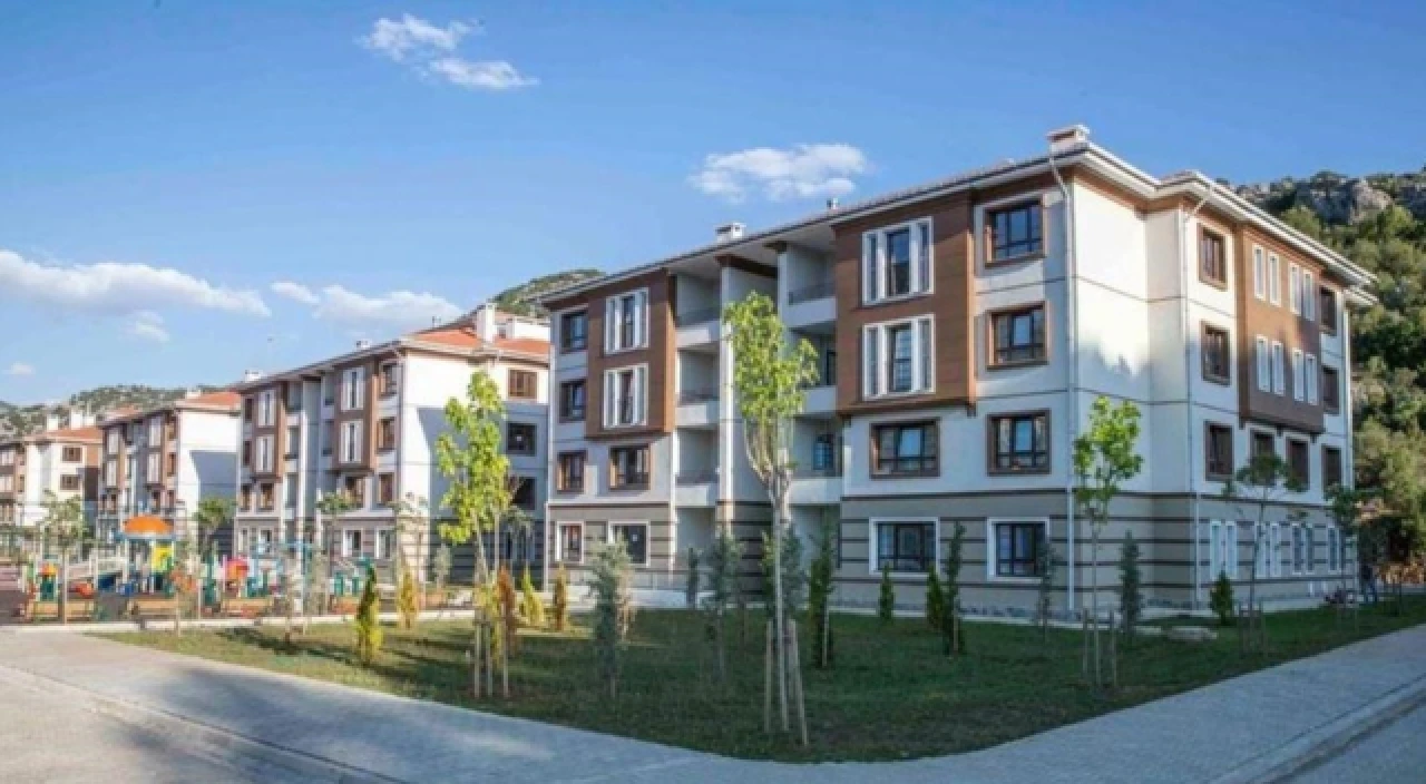 TOKİ, Yüzyılın Konut Projesi için 5 Bin TL başvuru ücretini yatıranları açıklamaya davet ediyor