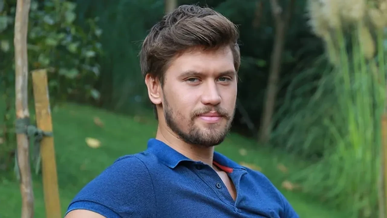 Survivor 2026 Yarışmasına Katılacak Oyuncu Serhan Onat'ın Kariyer Yolculuğu ve Hayatı!