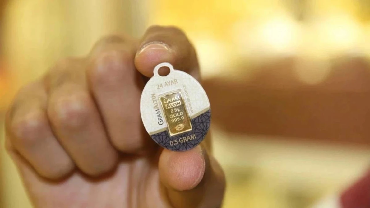 Altın fiyatları hızla yükseliyor: Gram altın 5 bin 581 liraya kadar çıktı!