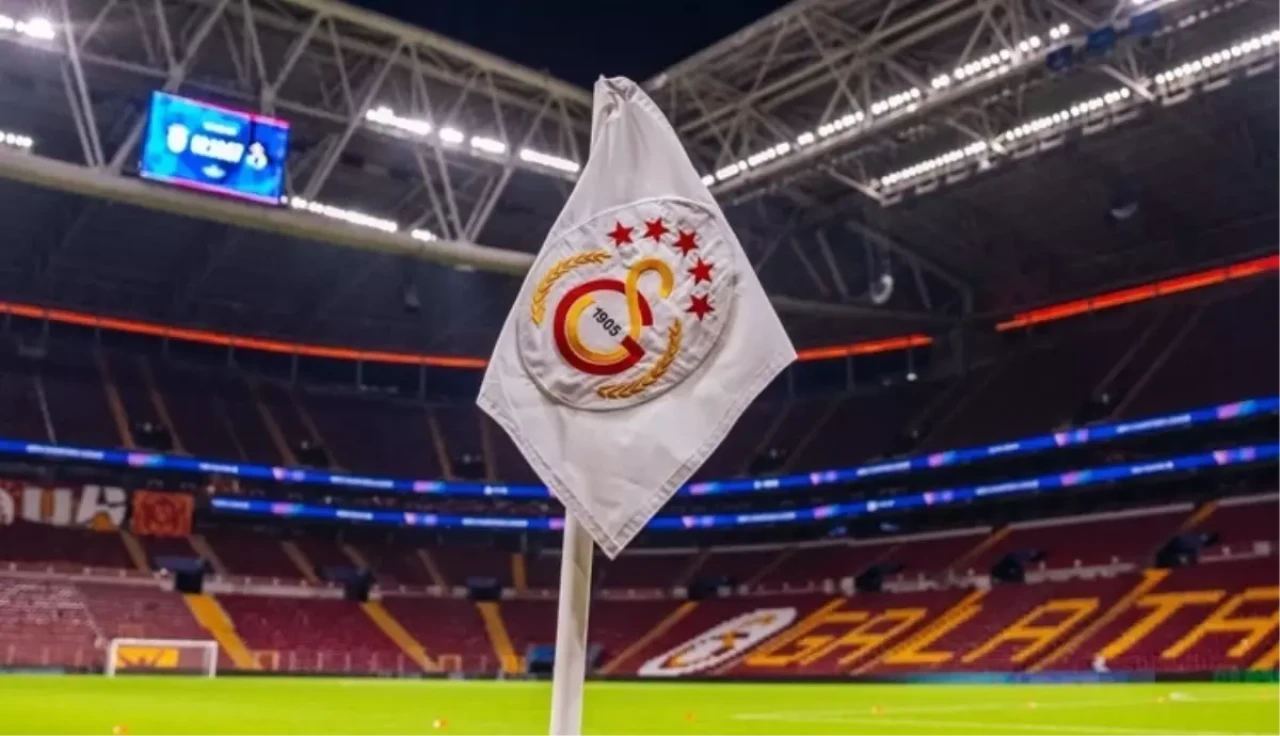 Galatasaray, Şampiyonlar Ligi'nde grup aşamasından çıkmayı garantiledi