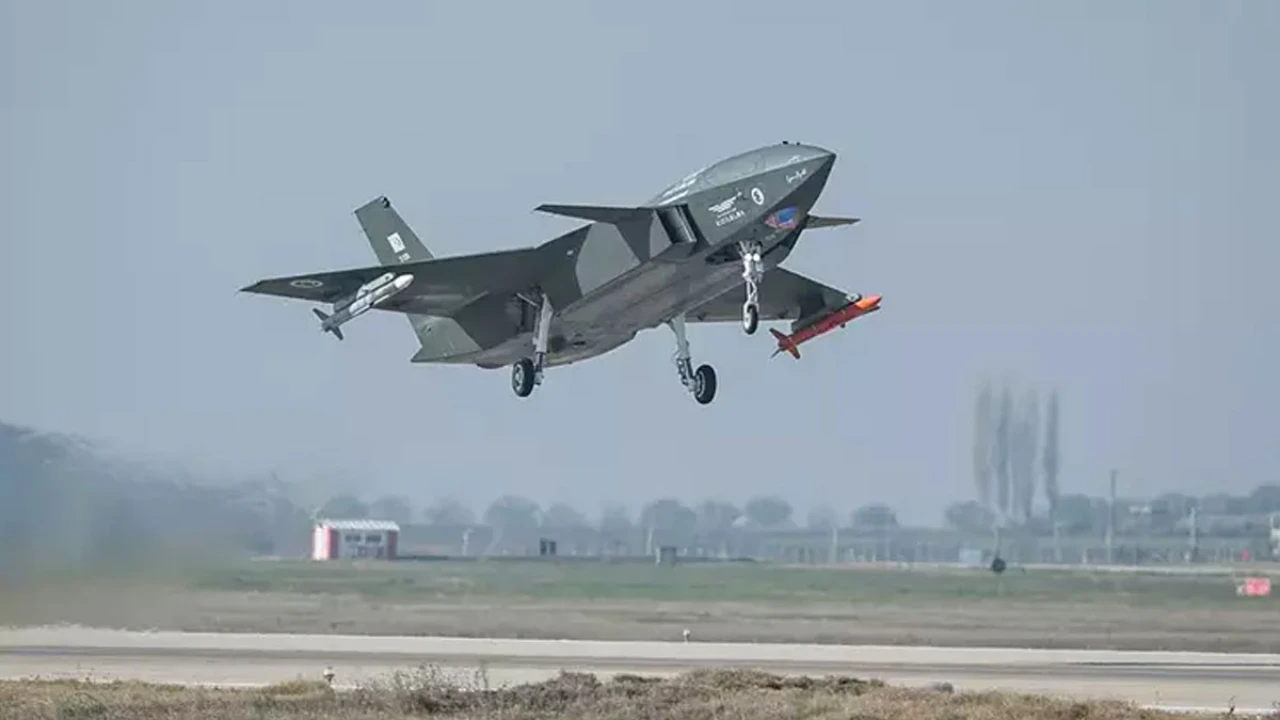 KIZILELMA, tarihe geçecek bir başarıya imza attı!