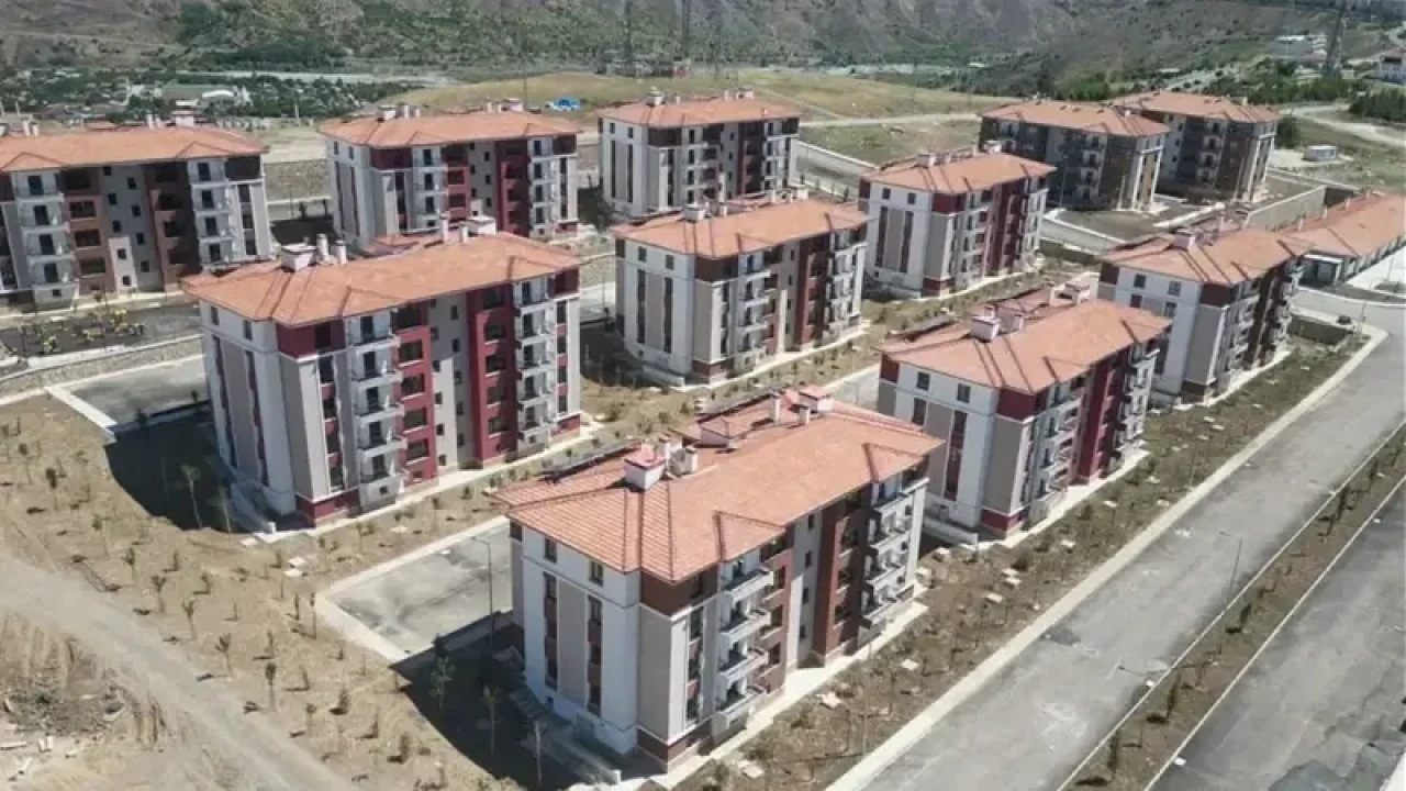 TOKİ evleri kaç metrekare olacak? TOKİ konut fiyatları ne kadar, aylık taksit ödemesi kaç lira?