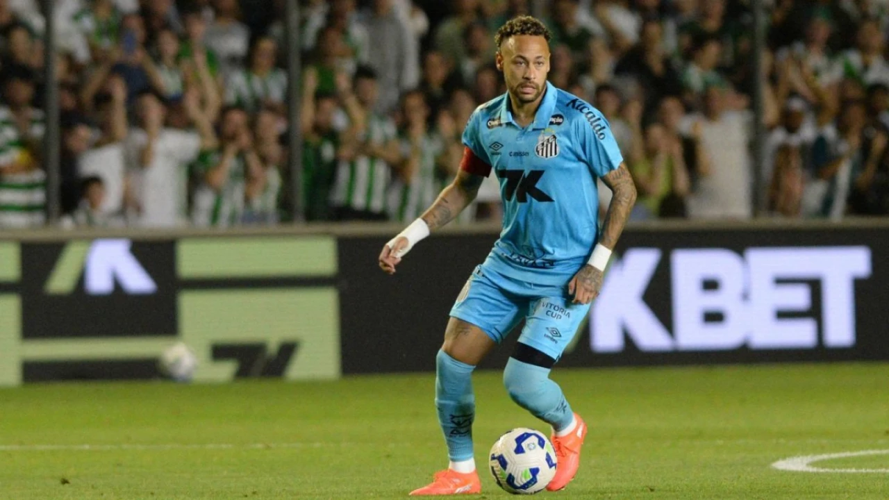 Neymar, 17 dakikada Santos'un kaderini değiştirdi: 3 golle takımını ligde tuttu