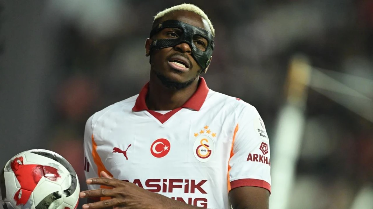 Eski Chelsea yıldızından sürpriz transfer önerisi: Victor Osimhen için çağrı yapıldı!