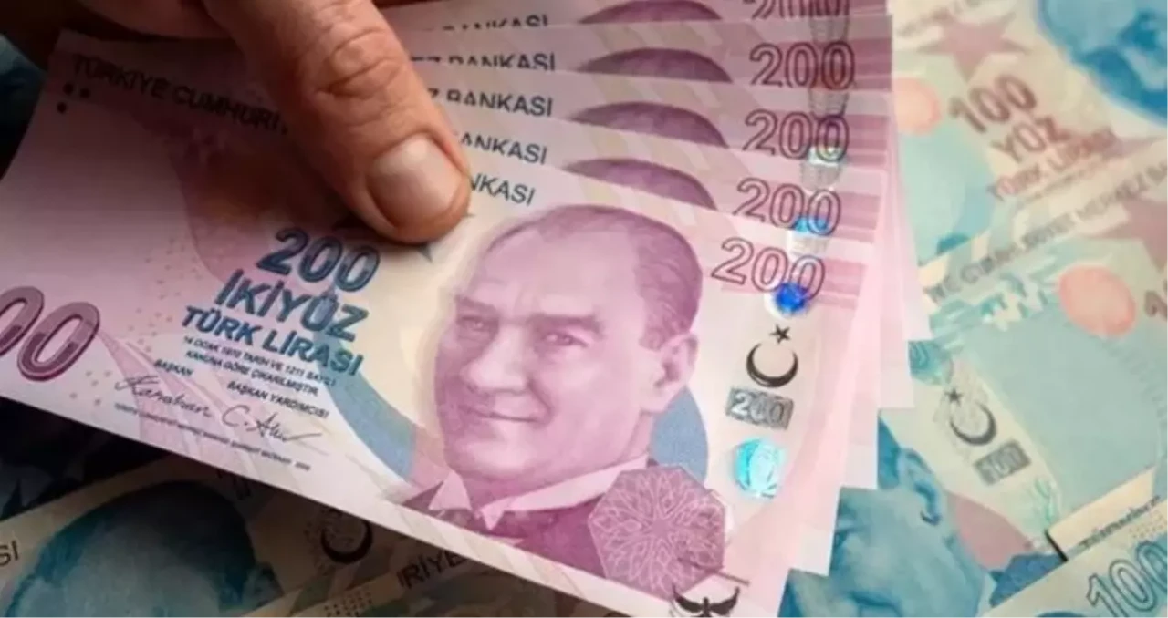 Memurlara Seyyanen Zam Yolunda Son Durum: 2026 Yılında Memurlara Ek Zam Yapılacak mı?