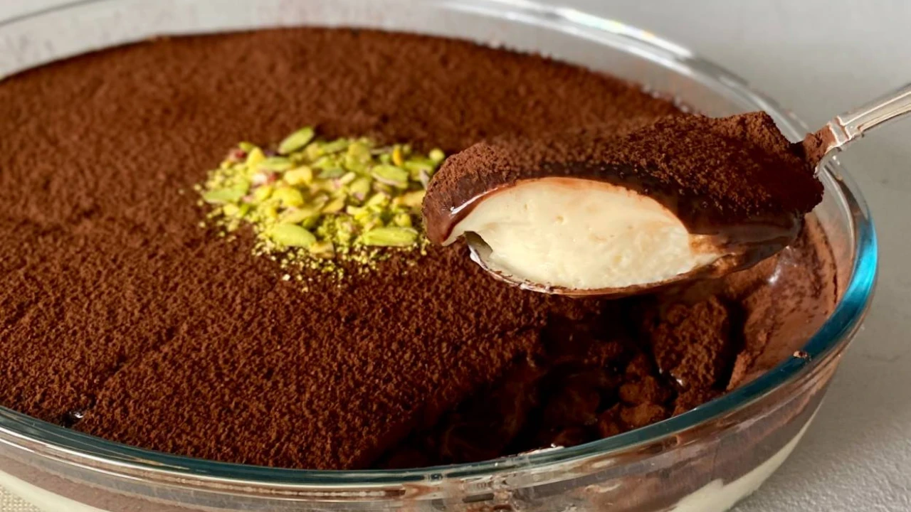 Sosyal medyada fenomen haline gelen kaşık tatlısının tarifi paylaşıldı! Hazırlaması sadece 10 dakika sürüyor!