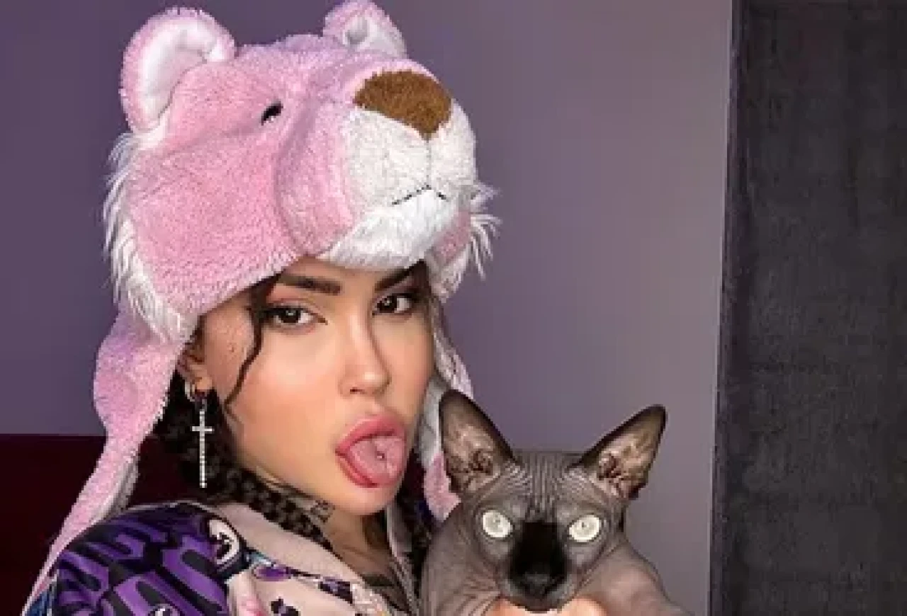 Onlyfans Fenomeni Damla Özden kimdir? Damla Özden'in gerçek adı ne? Trans mı? kaç yaşında, nereli?