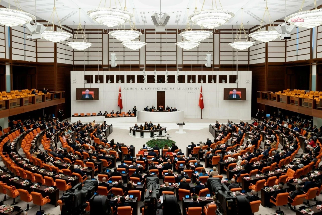 8 Mart’ın resmi tatil ilan edilmesi için kanun teklifi verildi