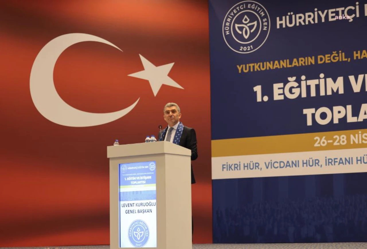Hürriyetçi Eğitim-Sen'den Kadınlar Günü anketi: Kadınların yüzde 70'i duygusal şiddet ve mobbinge maruz kalıyor