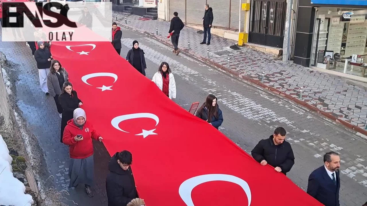 Artvin'in kurtuluşunun 104'üncü yılı törenlerle kutlandı