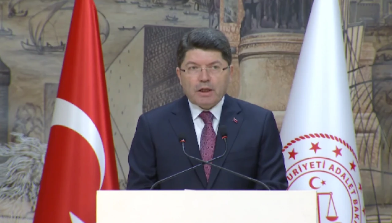 Yılmaz Tunç'tan uluslararası basına İmamoğlu açıklaması