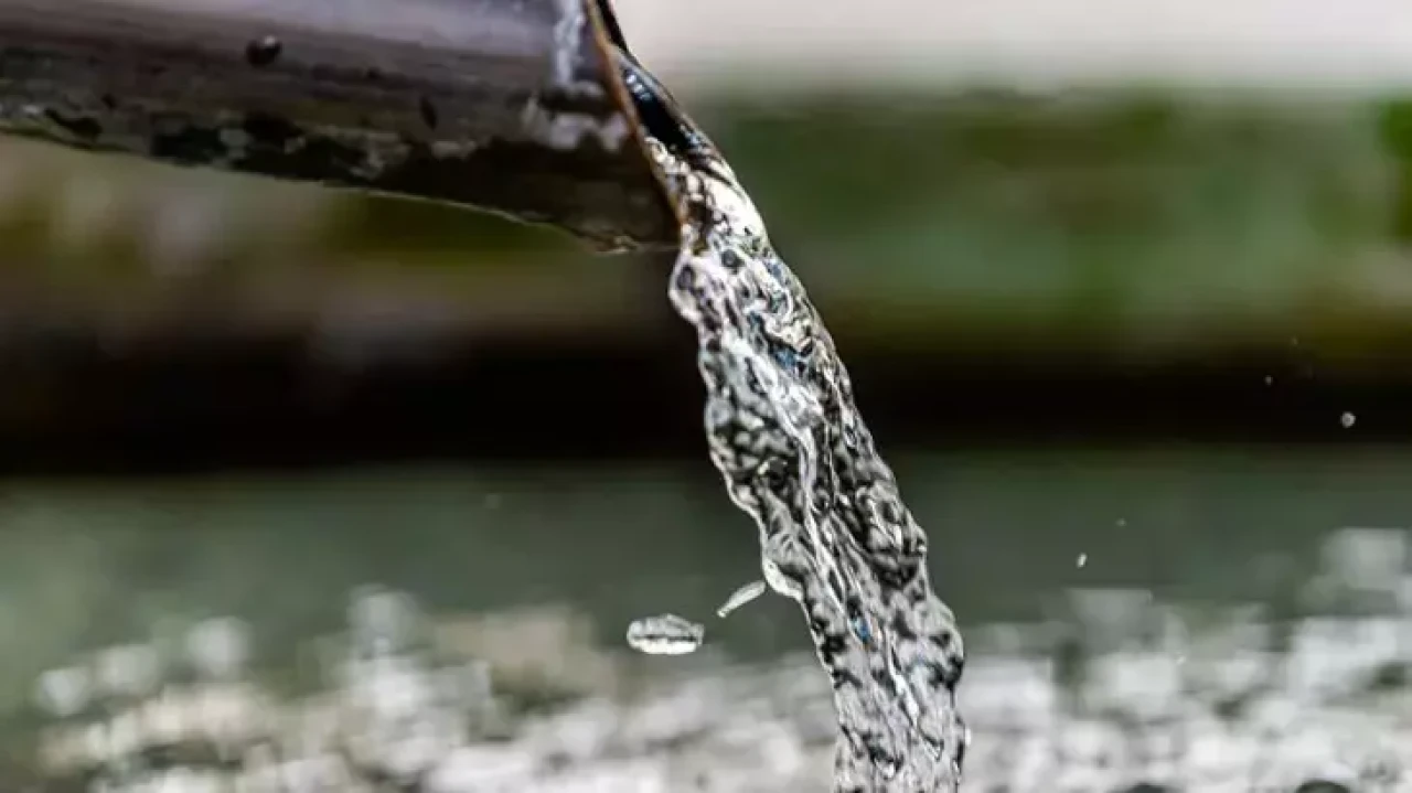 Rüyada Susamak Ne Anlama Gelir? Çok Susadığını ve Bol Bol Su İçtiğini Görmek Nedir?
