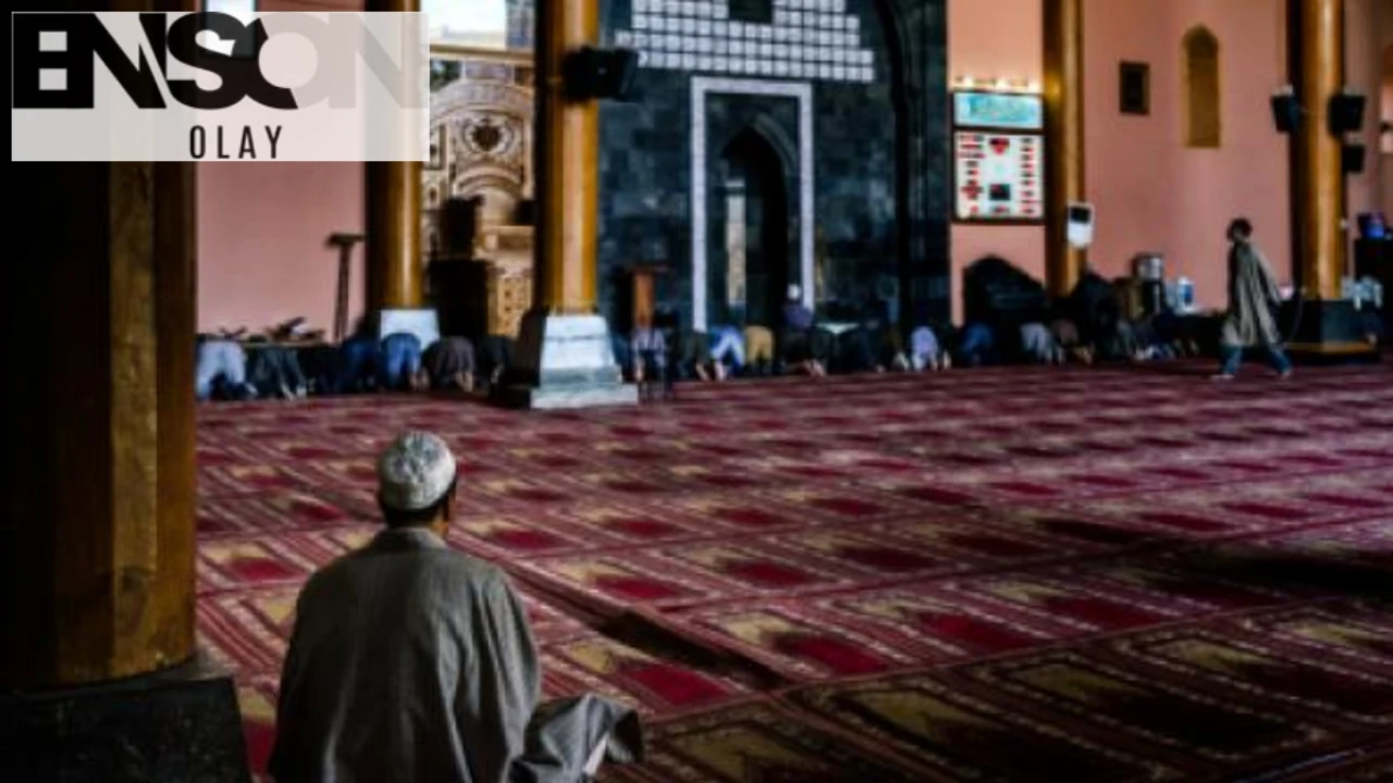 İstanbul namaz vakitleri 9 Mart 2025 | İstanbul namaz ve ezan saatleri