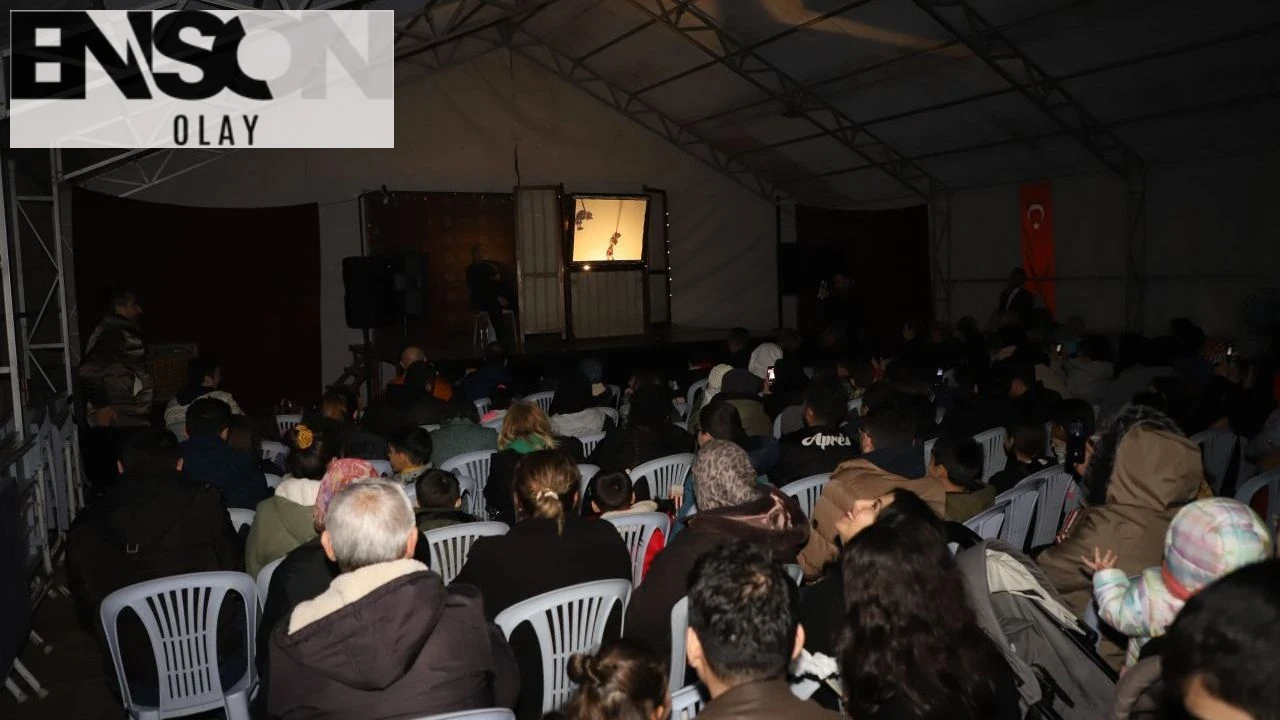 Turhal’da Ramazan çadırında Hacivat-Karagöz şöleni