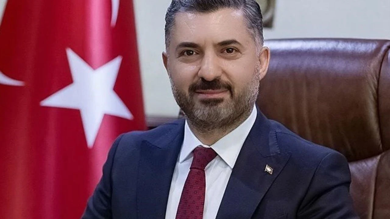 RTÜK-CHP gerilimi tırmanıyor: Şahin’den Özel’e sert yanıt!