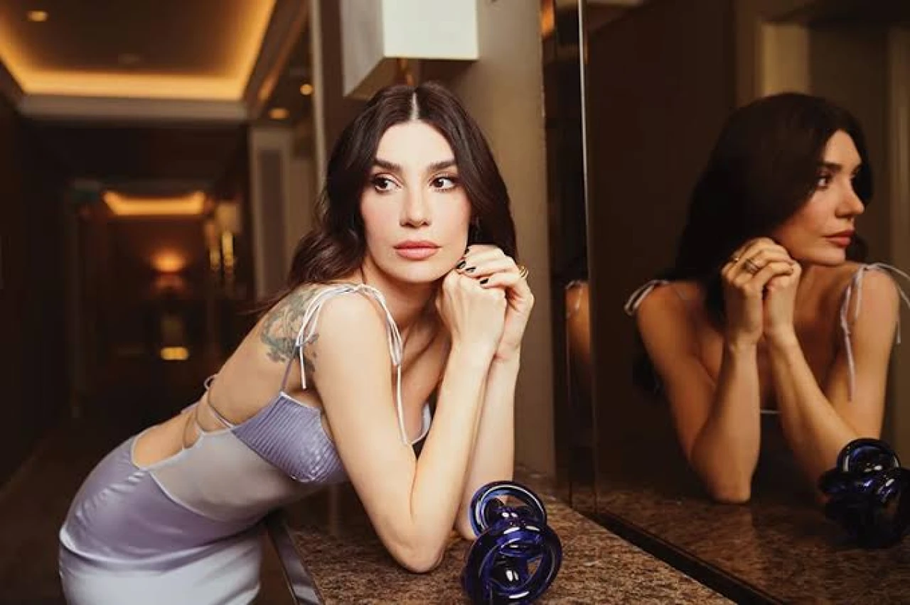 Burcu Kıratlı Kimdir? Hangi Dizilerde Oynadı?