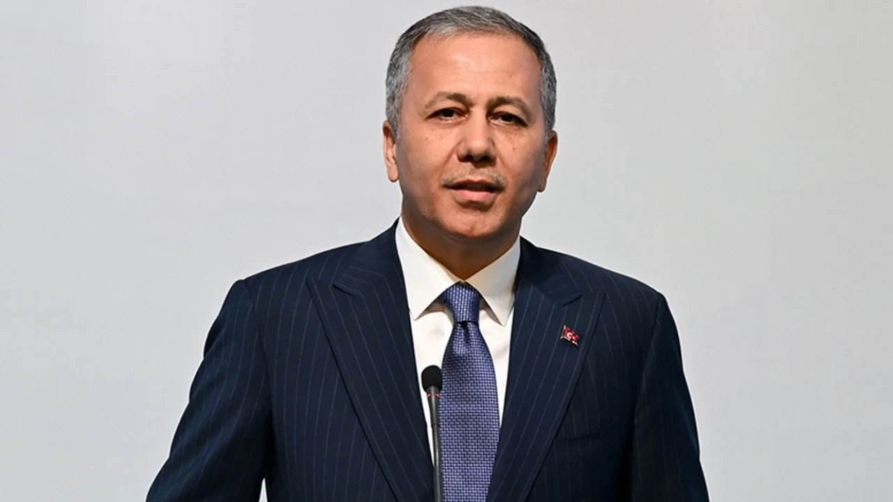Bakan Yerlikaya'dan Ramazan Bayramı için yola çıkacaklara mesaj