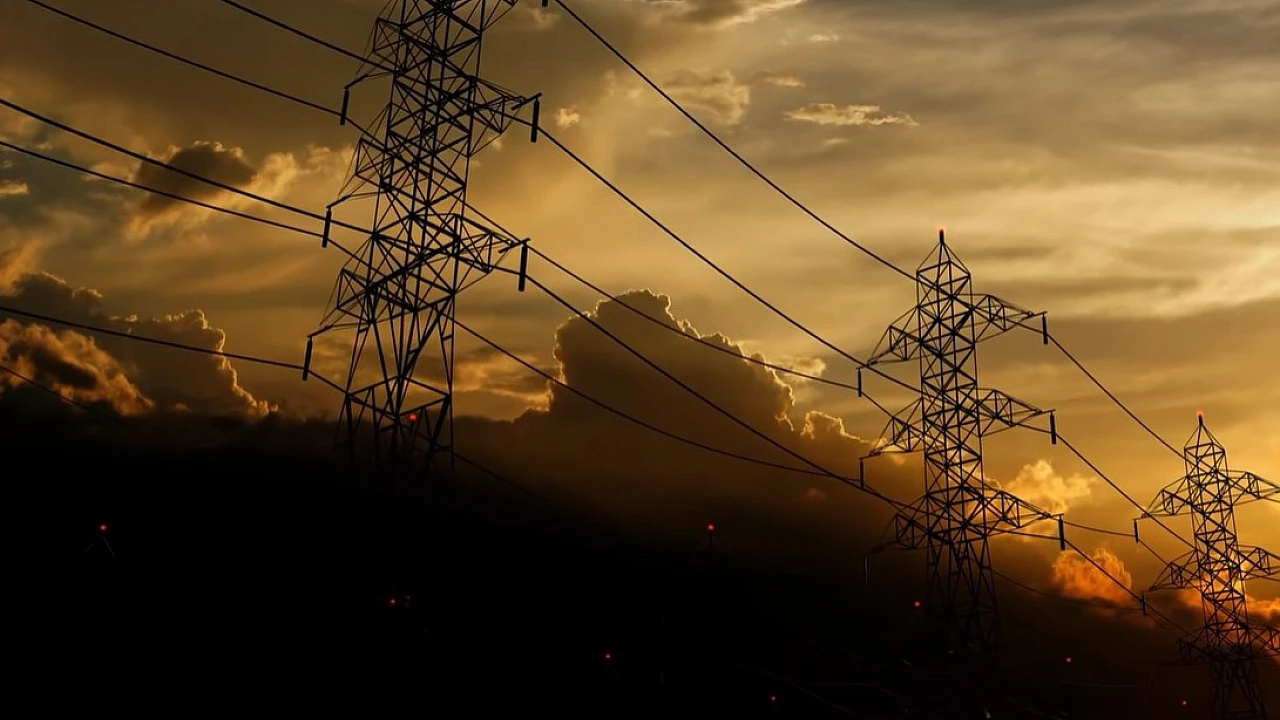 Afyonkarahisar 26 Nisan Cumartesi günü elektrik kesintisi yaşanacak. Elektrik kesintisi olan mahallelerin tam listesi