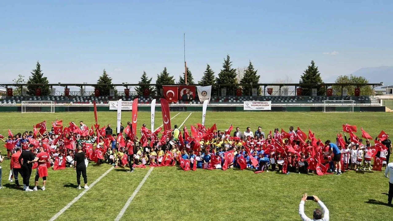 Denizli'de çocuklar için bayram, turnuva ile başladı!