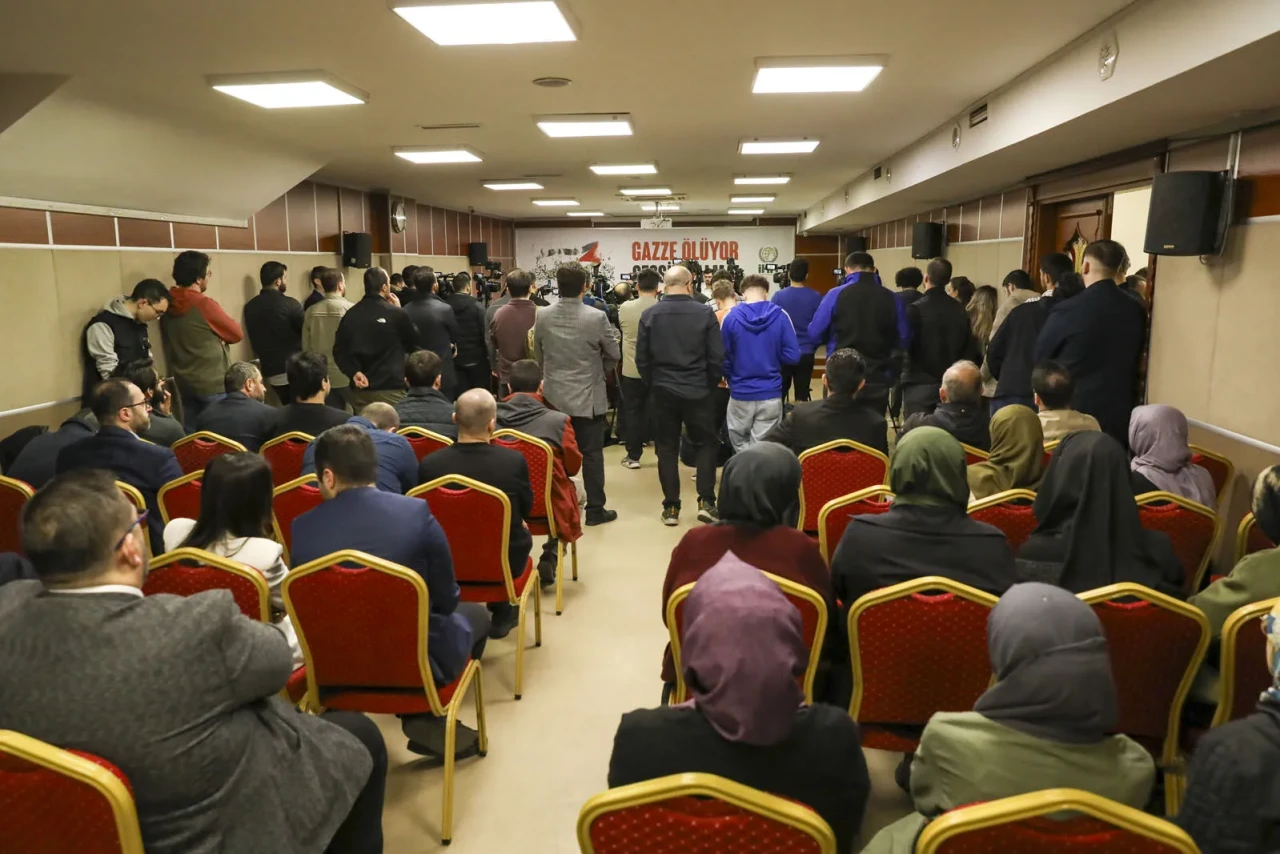 İHH: Gazze için sokaklara çıkın, meydanlara inin