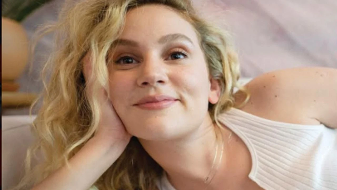 Farah Zeynep Abdullah’tan gazeteci Hacı Yakışıklı’ya: “Dayı ne diyon ya?”