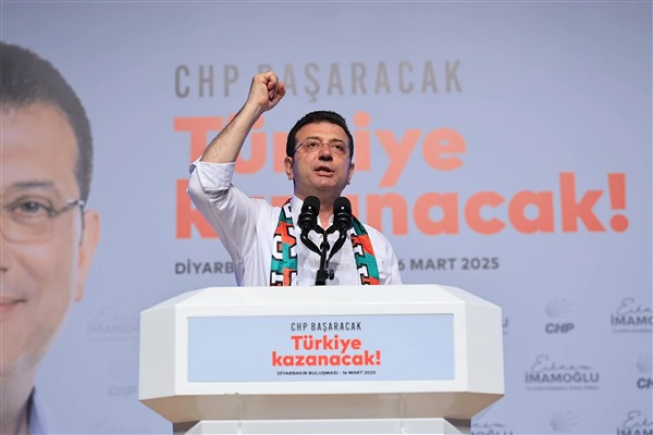 İmamoğlu: Kriz, kaos ve kargaşayı tercih eden Cumhurbaşkanı Erdoğan’dır