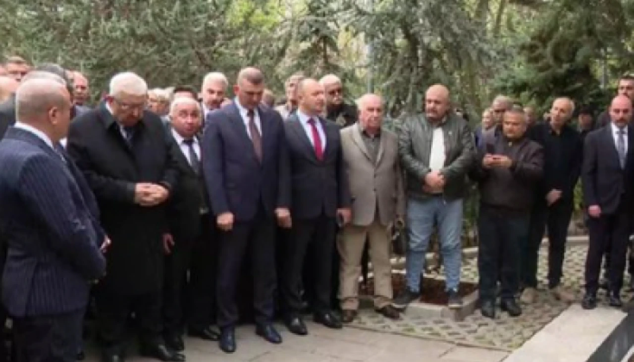 Devlet Bahçeli, Alparslan Türkeş anmasına katıldı mı?