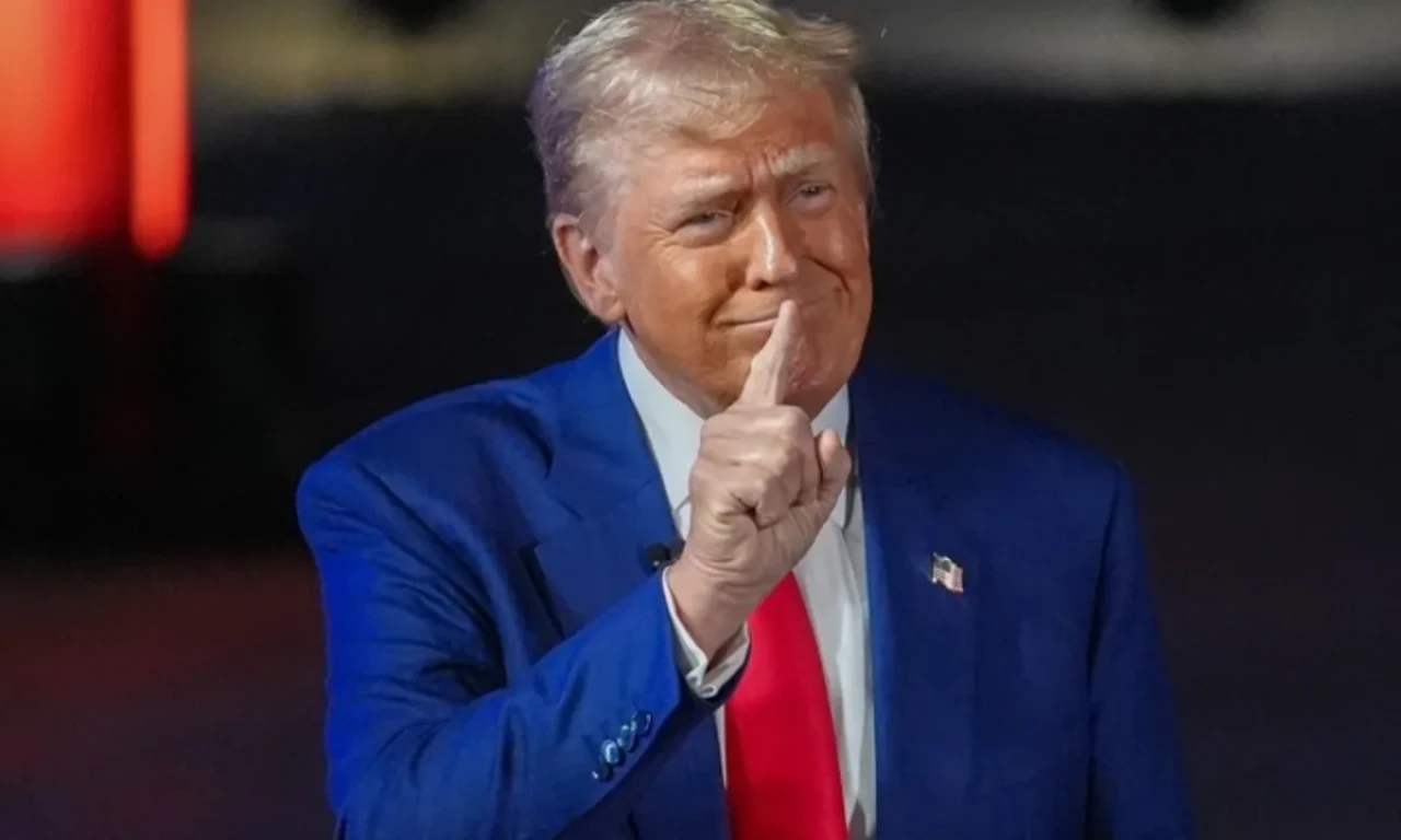 Trump'tan Fransa'ya Sert Çağrı: Le Pen'i Hemen Serbest Bırakın!