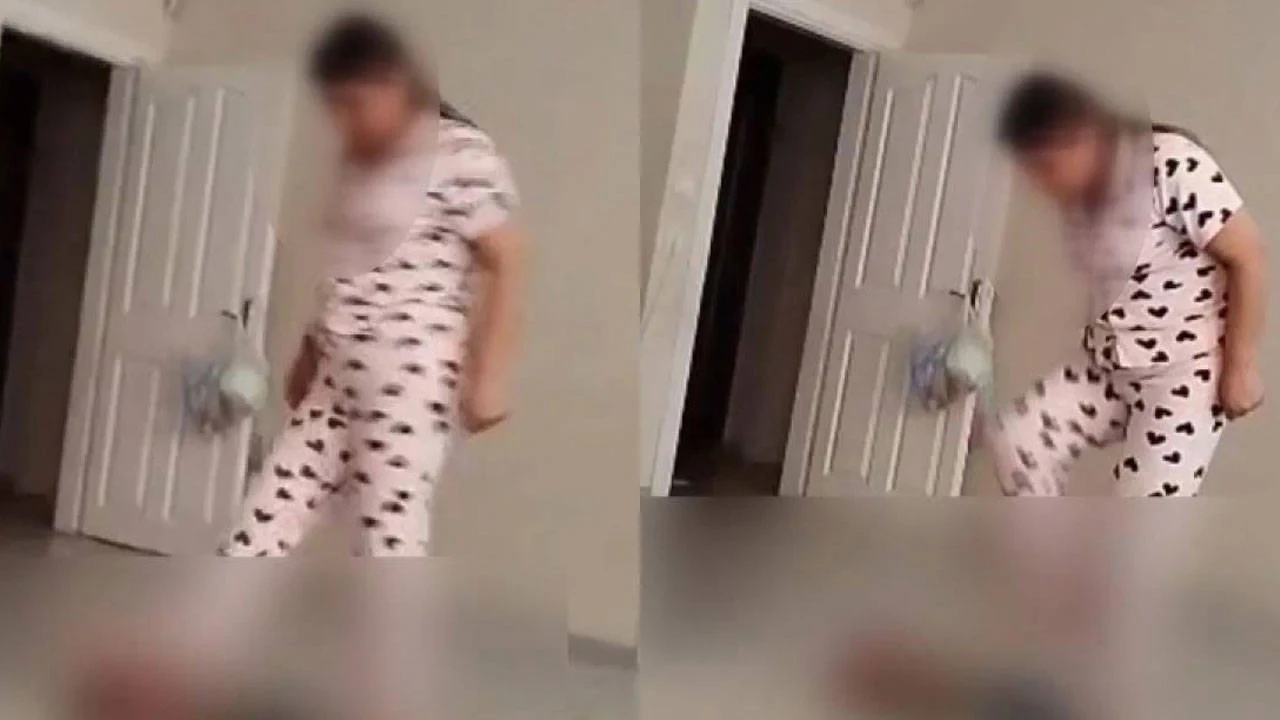 Fatih’te bir bebek, bakıcısı tarafından darp edildi