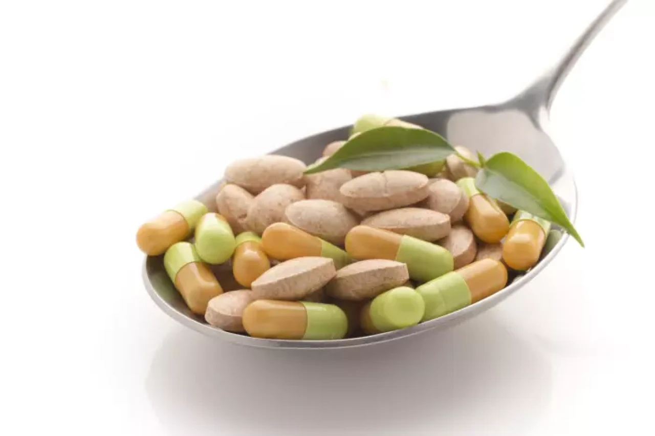 Uzmanlar Uyarıyor: Vitamin Takviyeleri Böbrek Sağlığını Tehlikeye Atabilir!