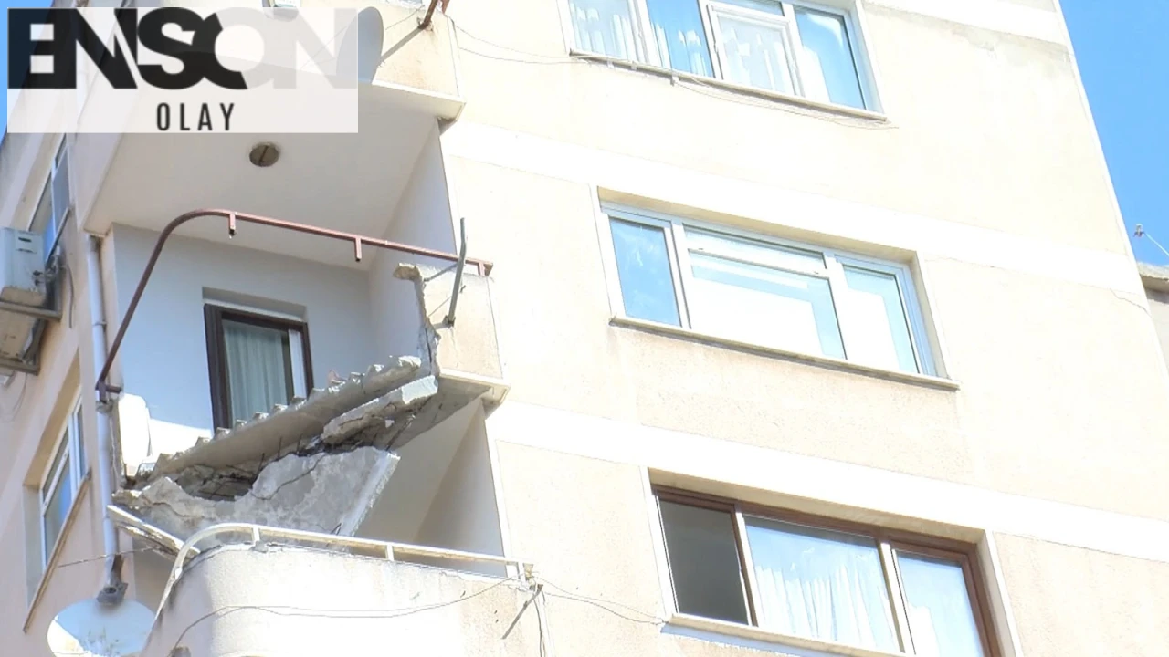 Maltepe'de balkon çöktü, şans eseri ölen ya da yaralanan olmadı. Binanın tahliye durumu belirsiz.