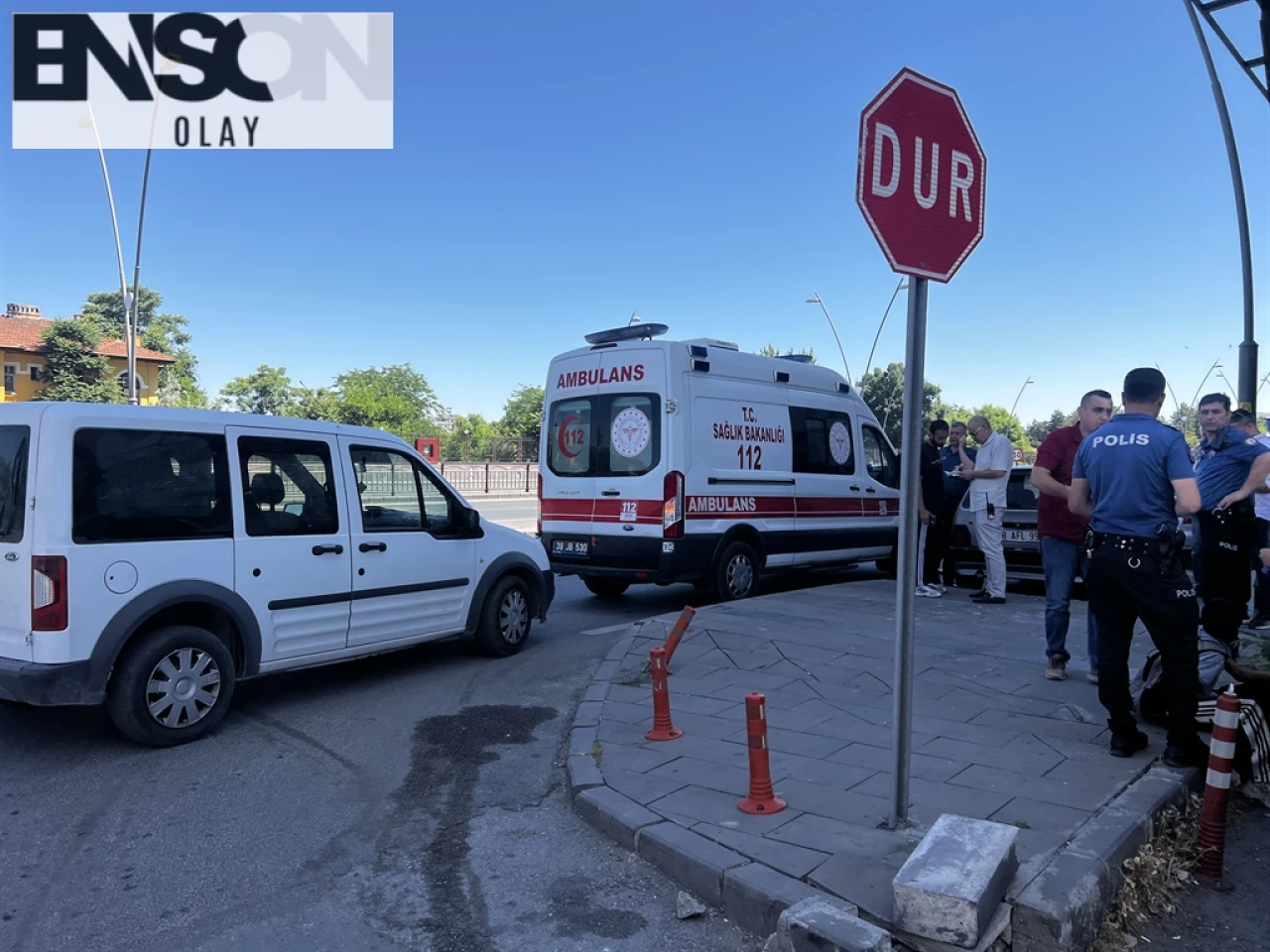 Kayseri'de Çocuklar Arasında Çıkan Kavga Sonucu Bıçakla Yaralanan Hastaneye Kaldırıldı
